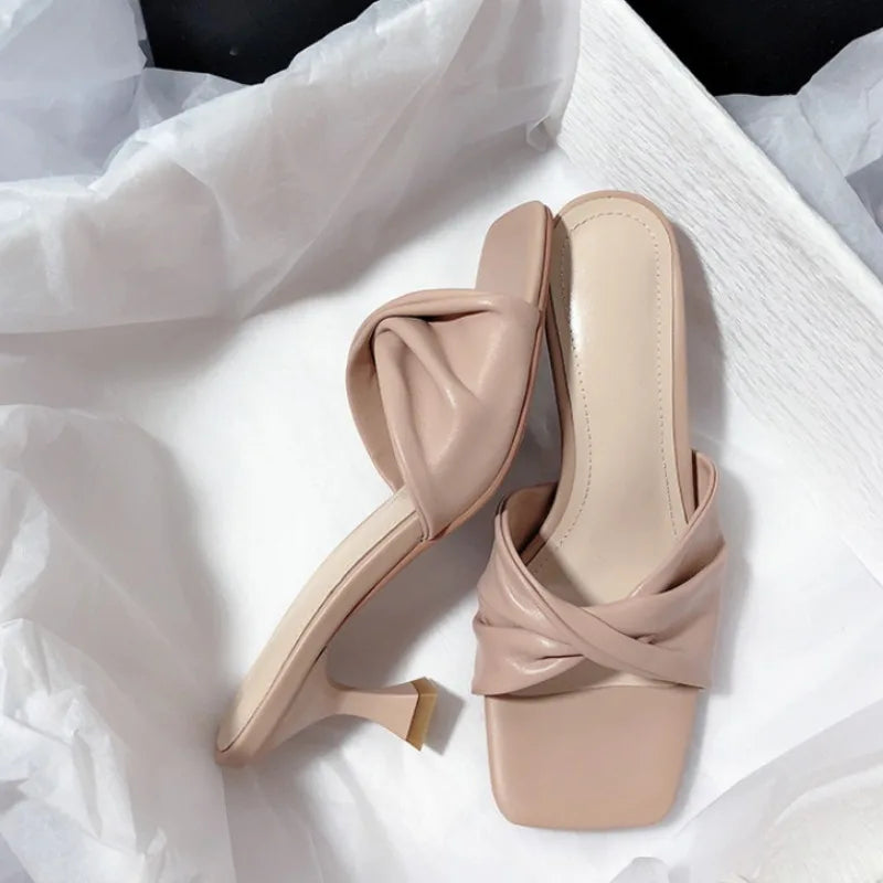 Fashion Summer Women Shoes New Handmade Square Open Toe High Heels Outdoor Fashion Slippers Apricot Off White
