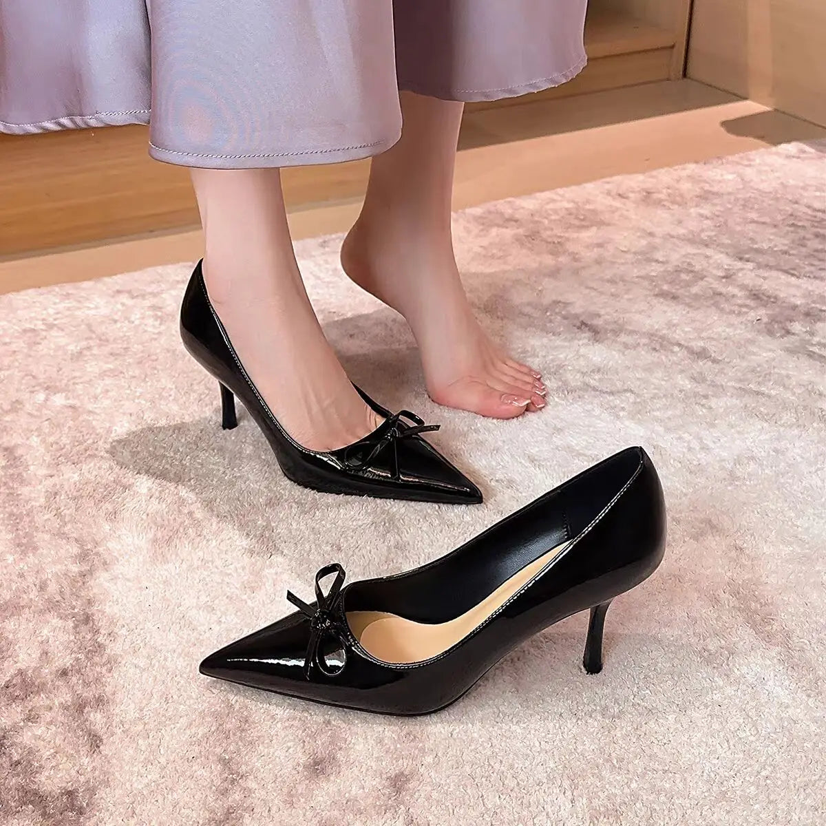 Fashion pointed-toe design elegant bow tie stiletto heels, 2025 summer sexy patent leather high heels, large size women's shoes