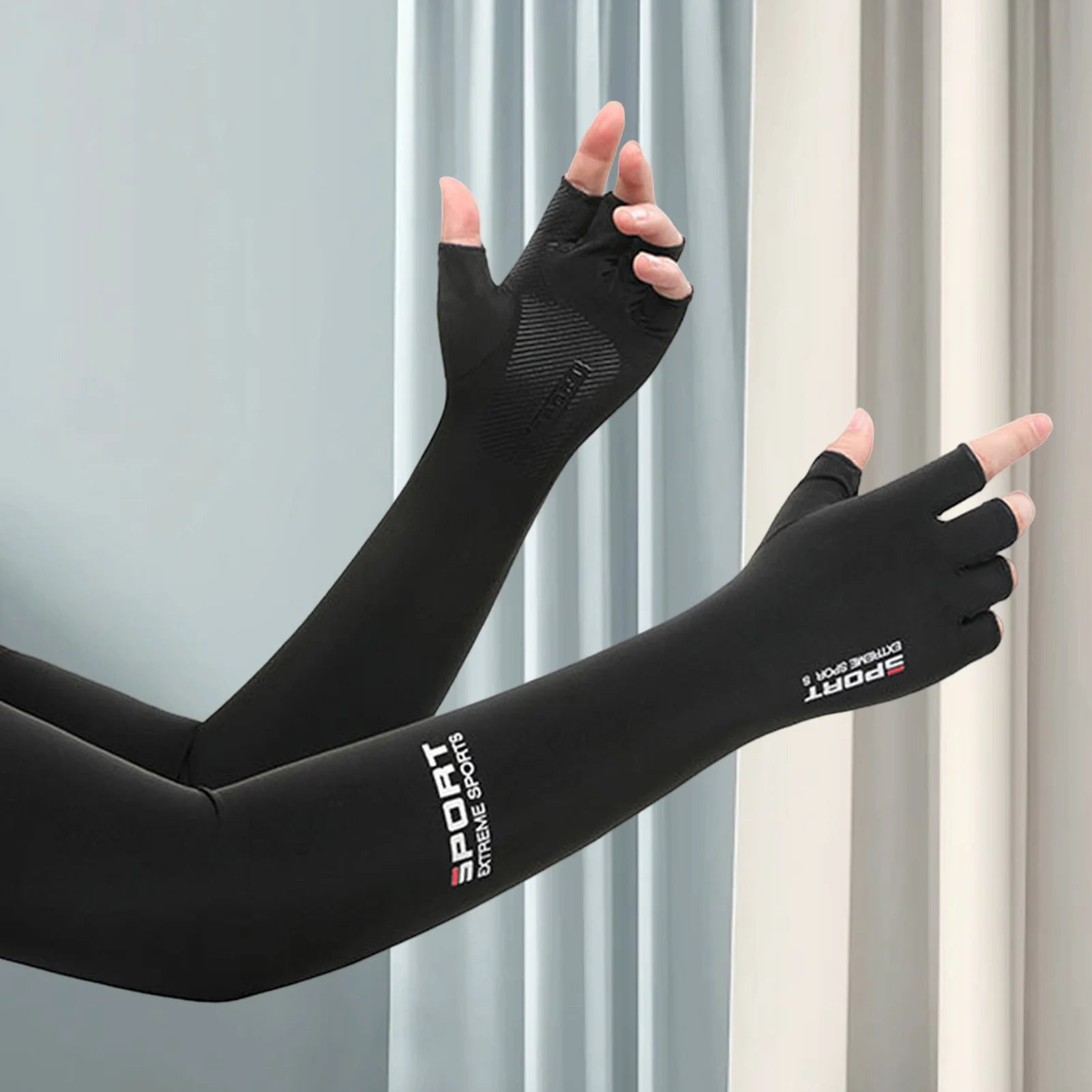 Sport Arm Sleeves UV Sun Protections Arm Sleeves Ice Silk Breathable Moisture-Wicking Sleeves for Women Men Outdoor Sports