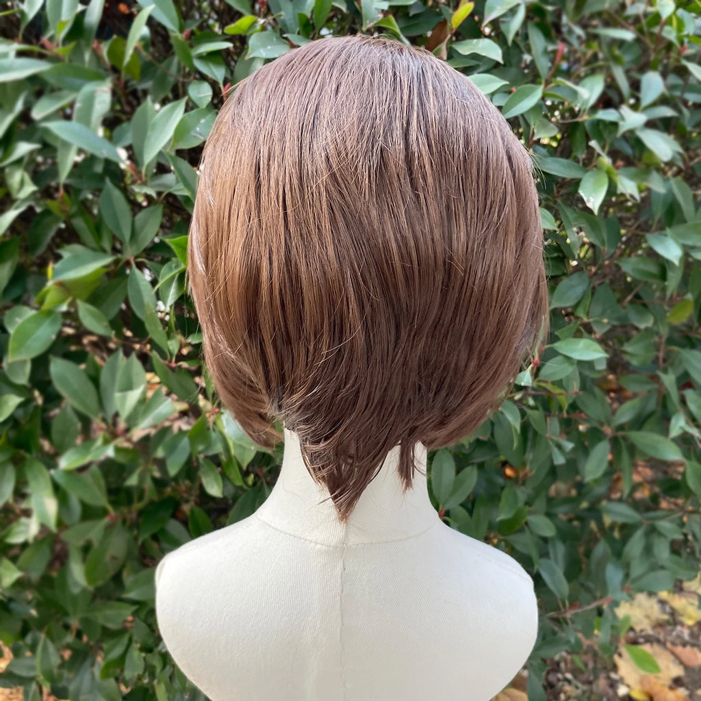 Widow‘s Peak Light Brown Synthetic Wigs for Men 13x4 Lace Front Wigs Short Bob Cut Cosplay Wigs for Women 150% Density Glueless